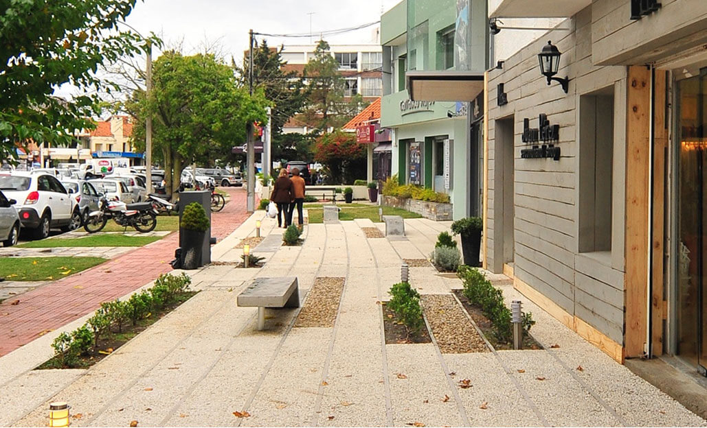 Paseo Cambará